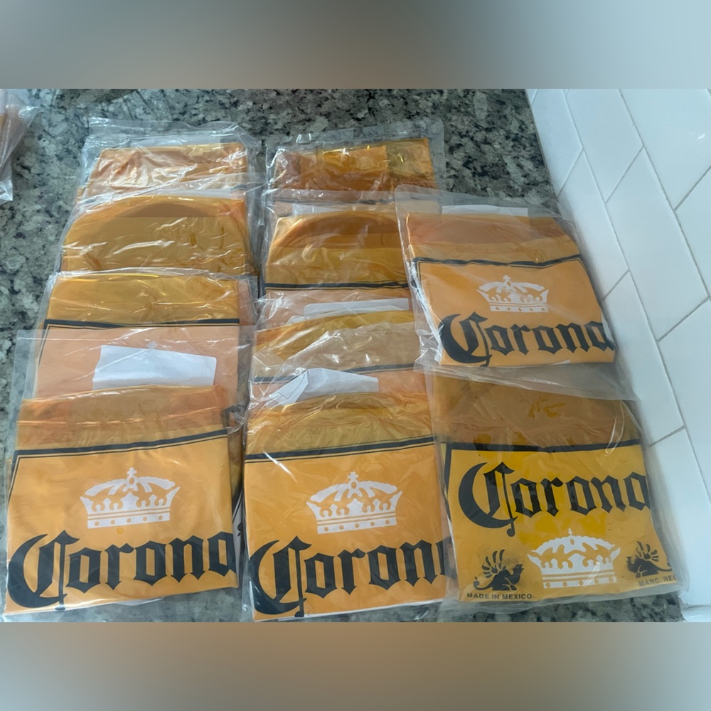 Corona Light Beer Inflatable Blow Up Bottle 26” Man Cave Party Hang or Standing